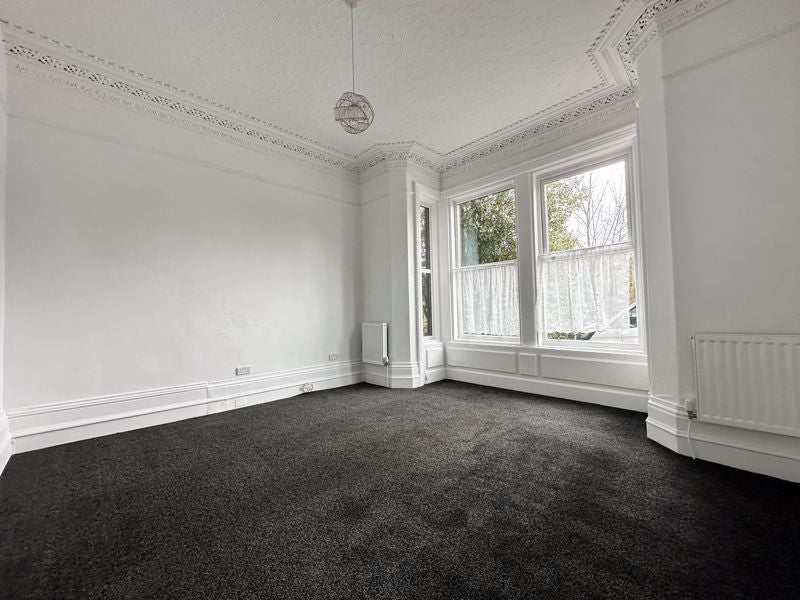 Flat Scarisbrick New Road in Southport