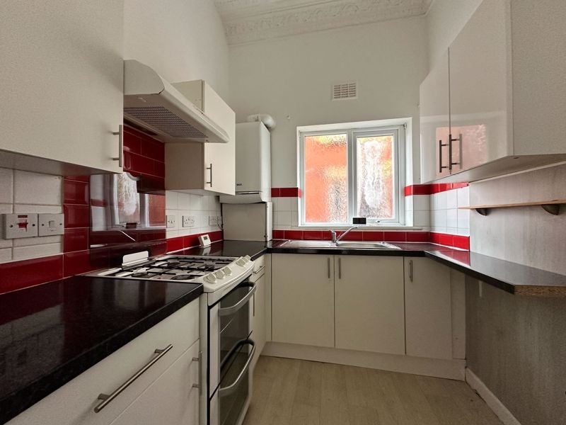Flat Scarisbrick New Road in Southport