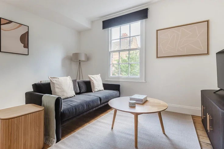 Flat Swanfield Street in Greater London