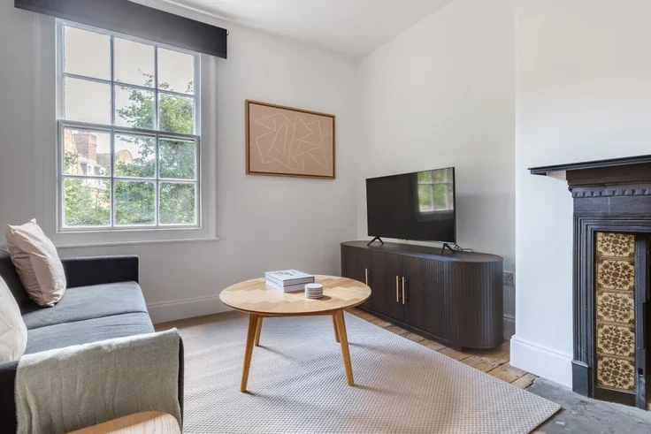 Flat Swanfield Street in Greater London