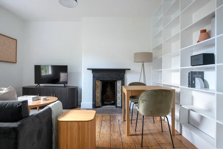 Flat Swanfield Street in Greater London