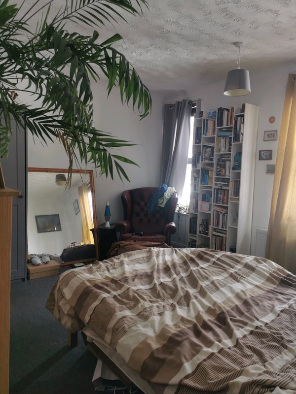 Room Ladysmith Street in Nottingham