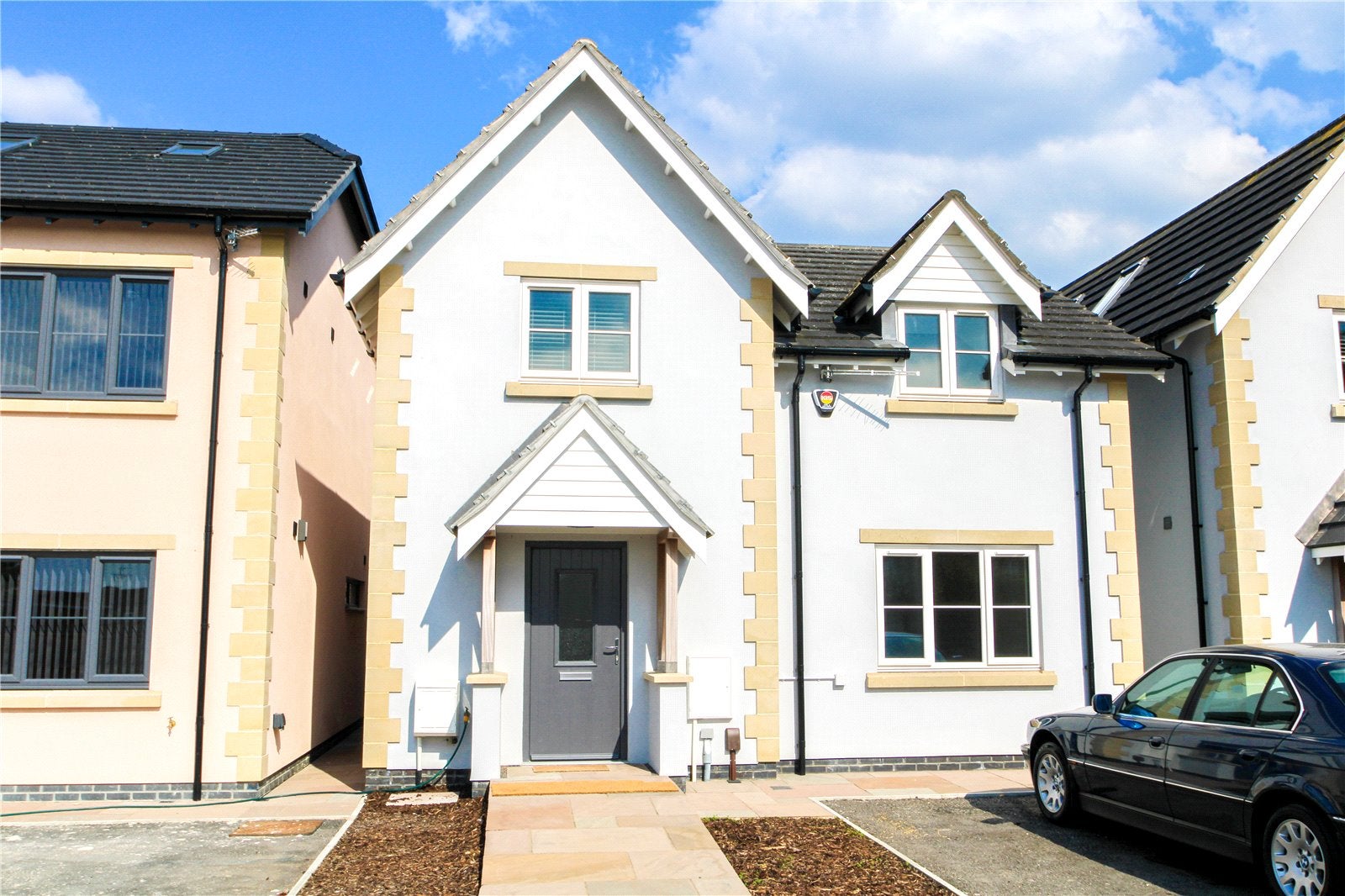 House Circuit Close in Bristol