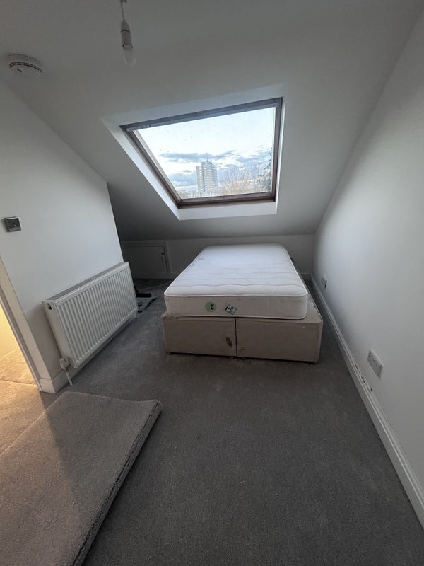 Room Higham Road in Greater London