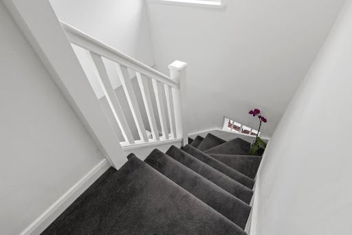 Room Bulstrode Avenue in Greater London