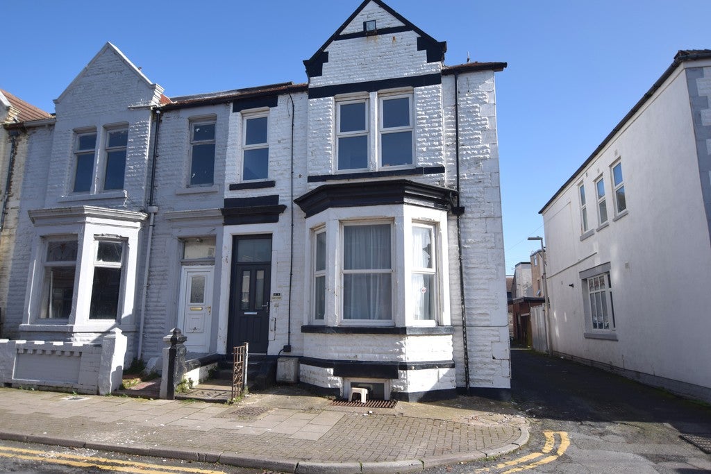 Flat Back Ribble Road in Blackpool