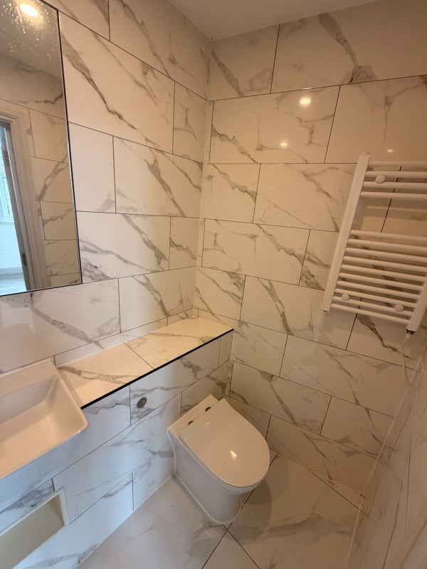 Room Shirley Road in Greater London