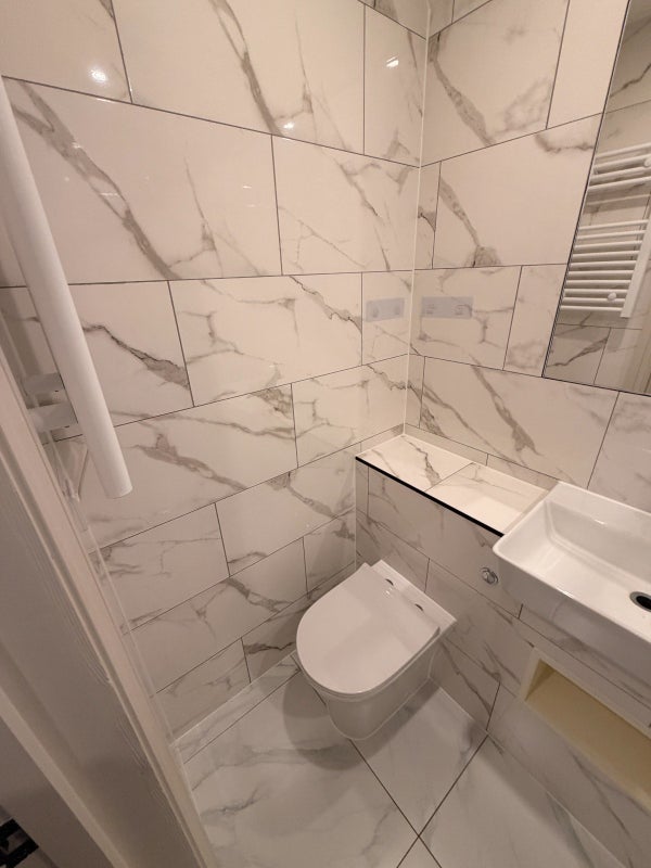Room Shirley Road in Greater London