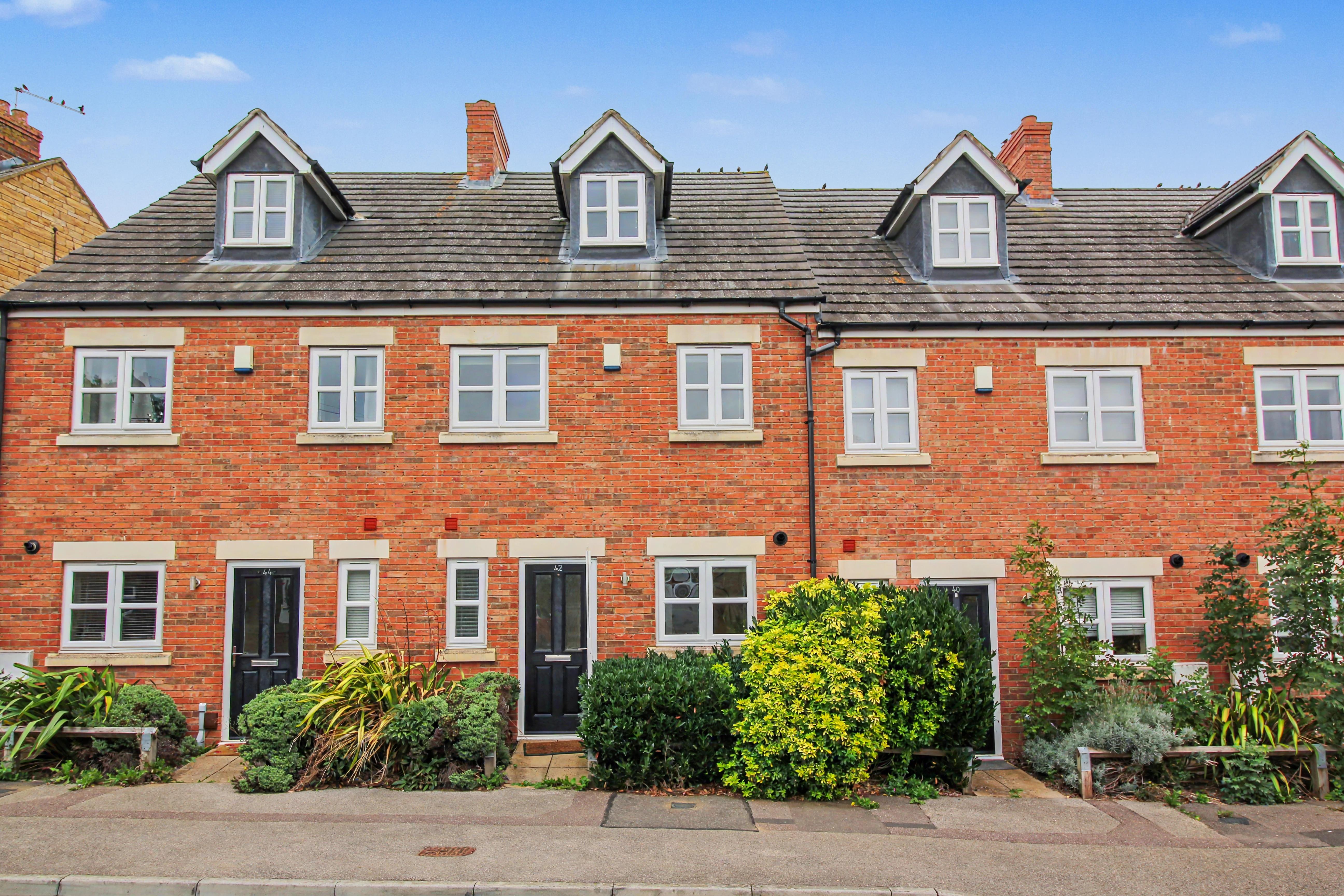 House Cranford Road in Burton Latimer
