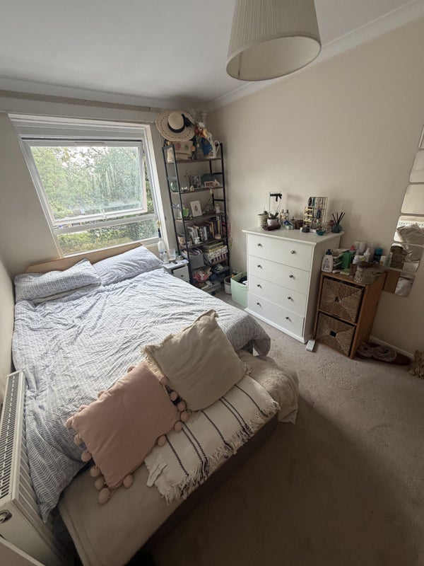 Room Ryde Vale in Greater London