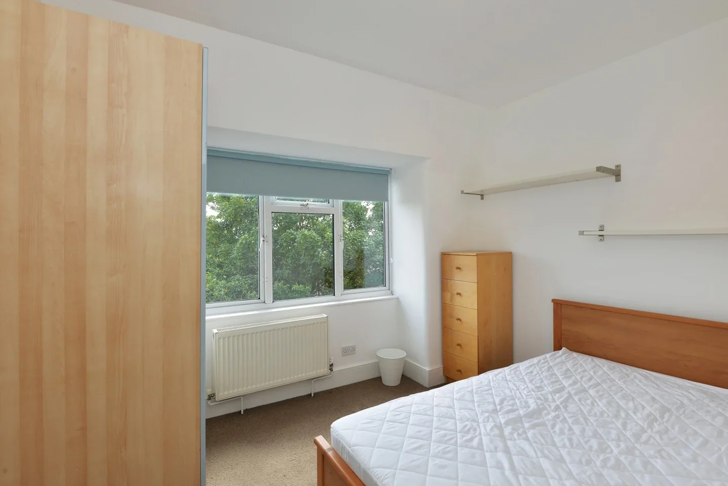 Room West End Lane in Greater London