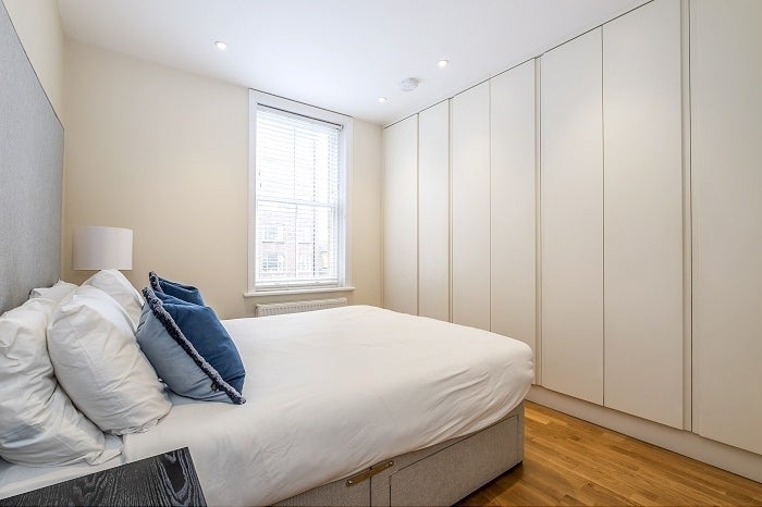 Flat King Street in Greater London