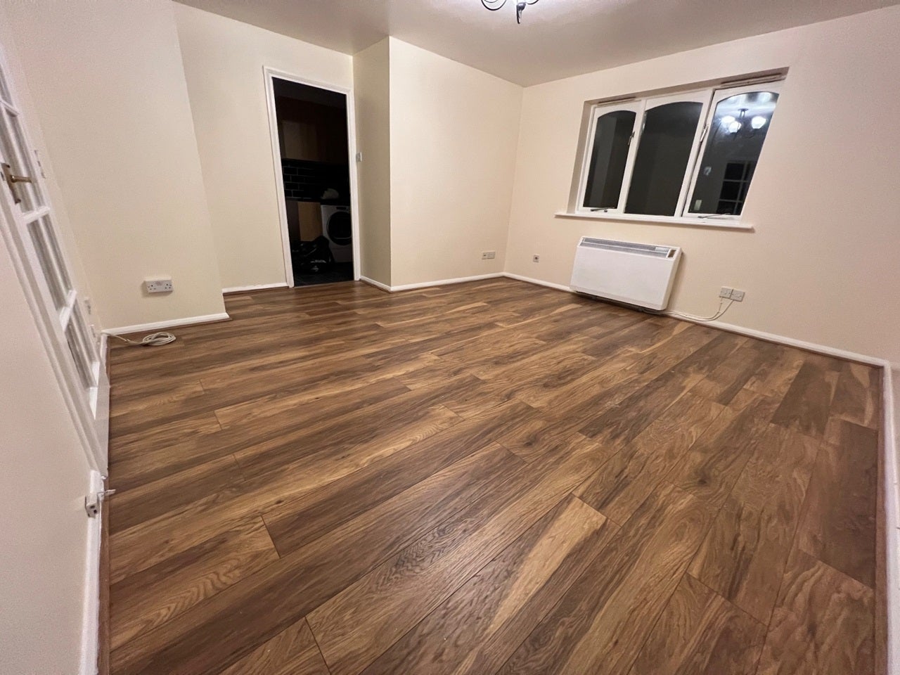 Flat Clemence Road in Greater London