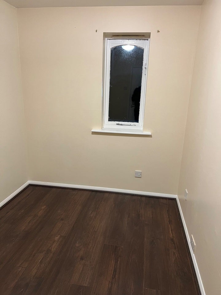 Flat Clemence Road in Greater London