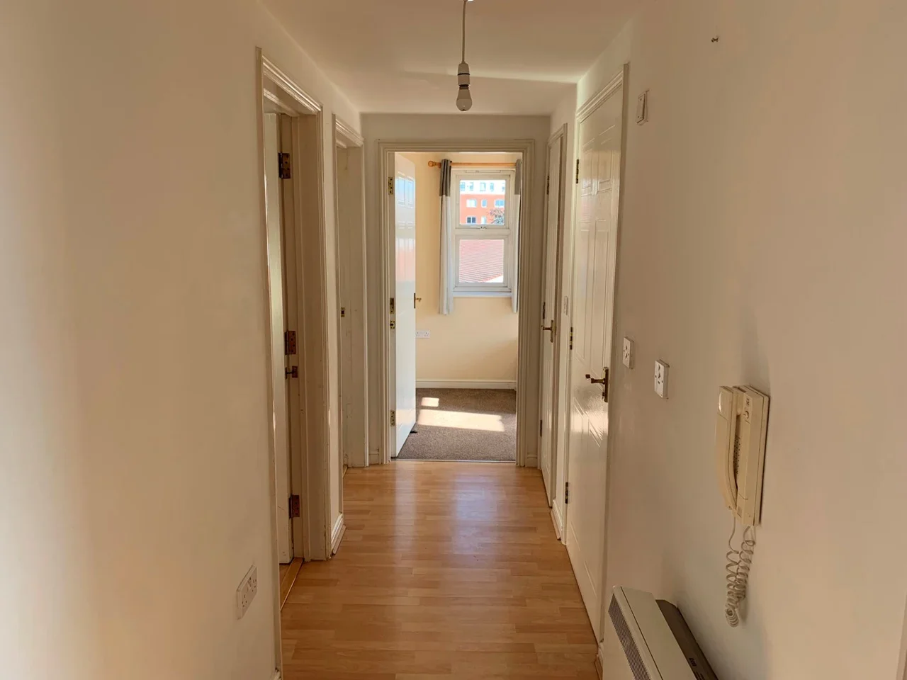 Flat Highfield Road in Greater London