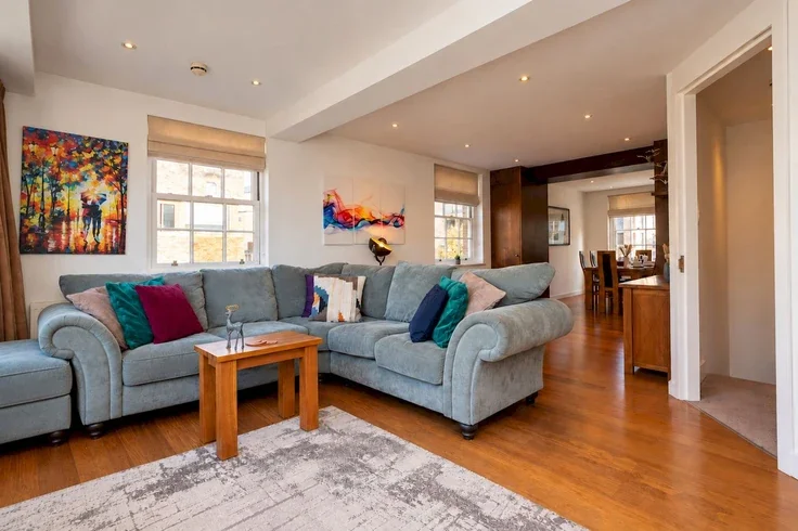 Flat Ashby Street in Greater London