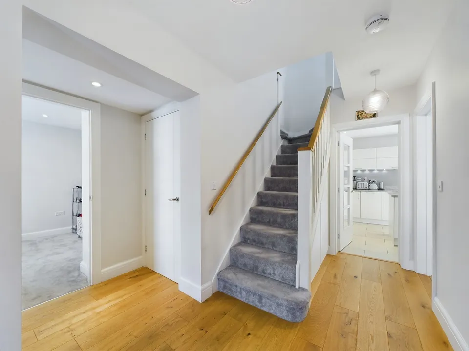 House School Close in Little Missenden