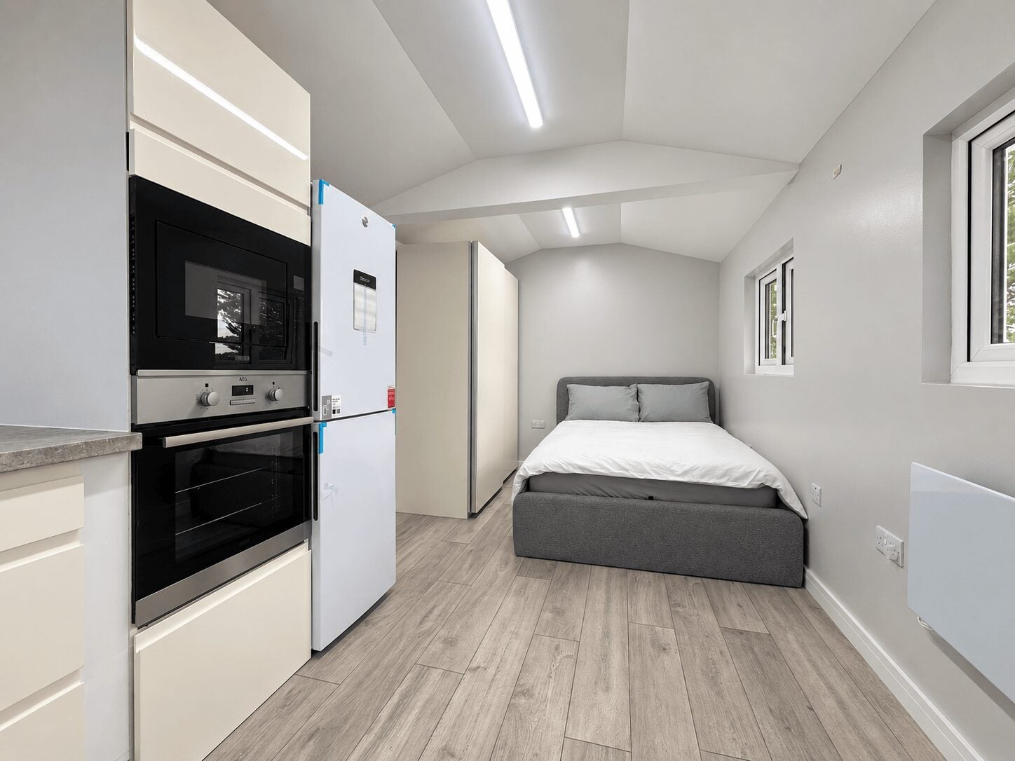 Flat Plumer Road in High Wycombe