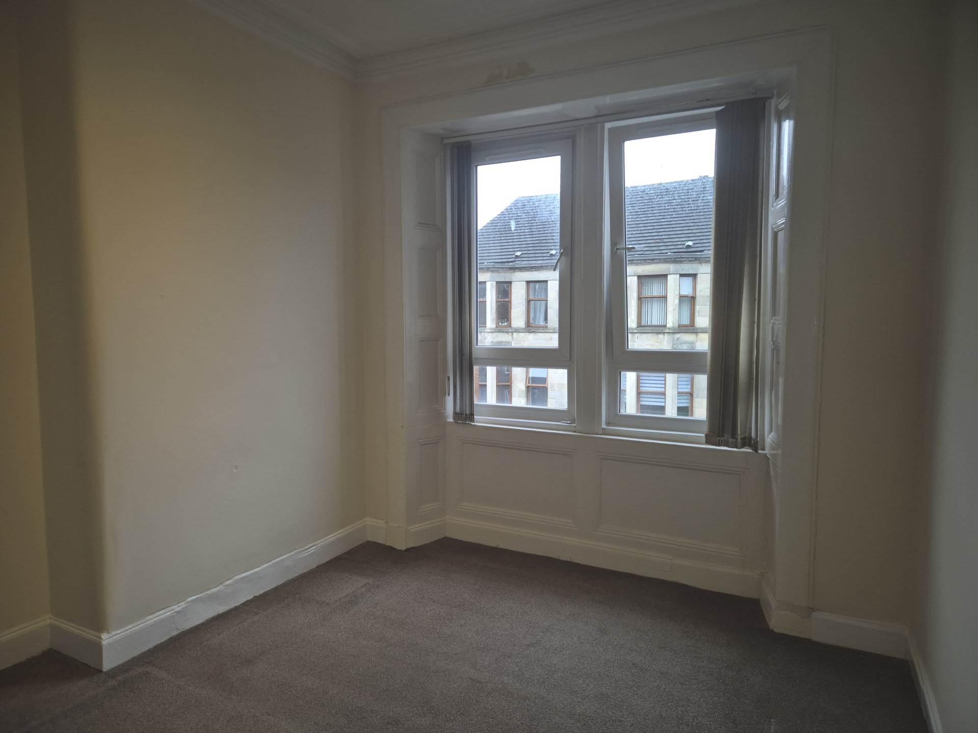 Flat Cumbernauld Road in Glasgow