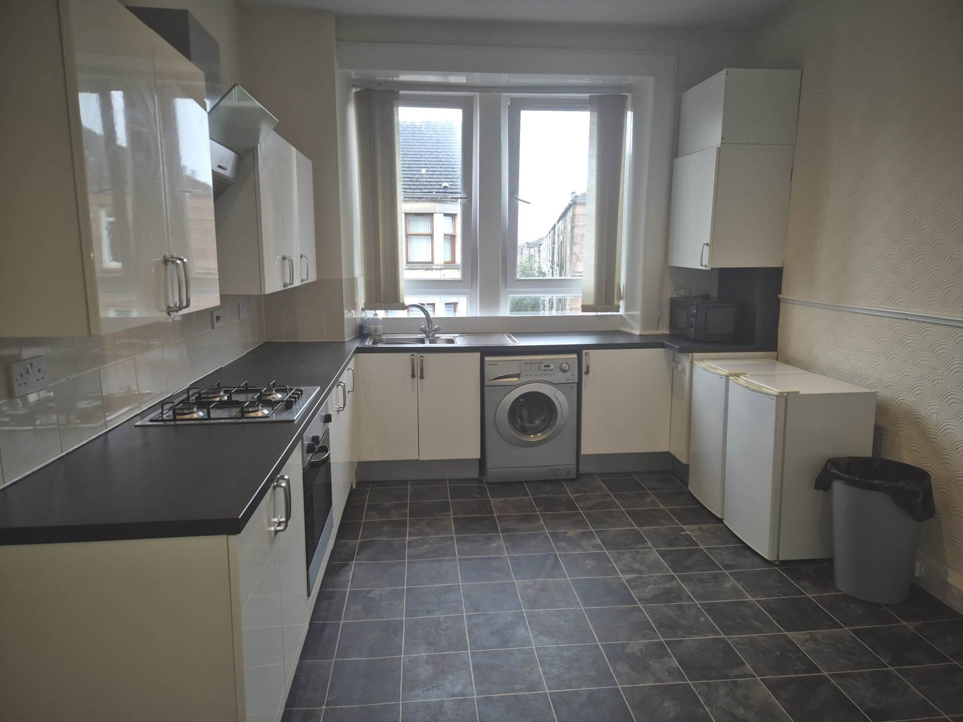 Flat Cumbernauld Road in Glasgow