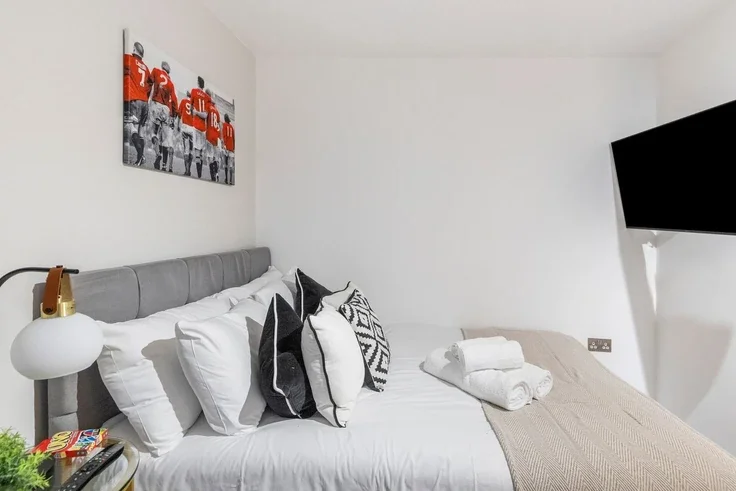 Flat Sonia Gardens in Greater London