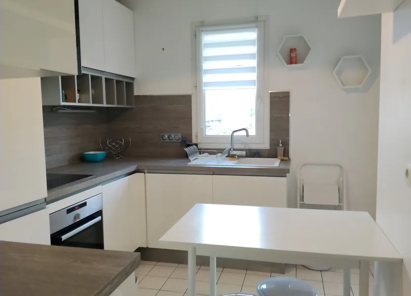 Flat Rue du Pileu in Massy