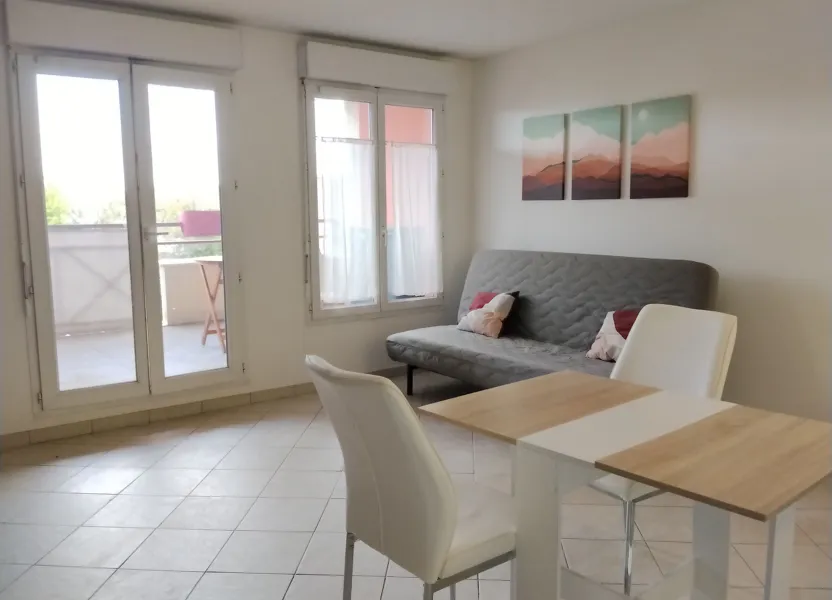 Flat Rue du Pileu in Massy
