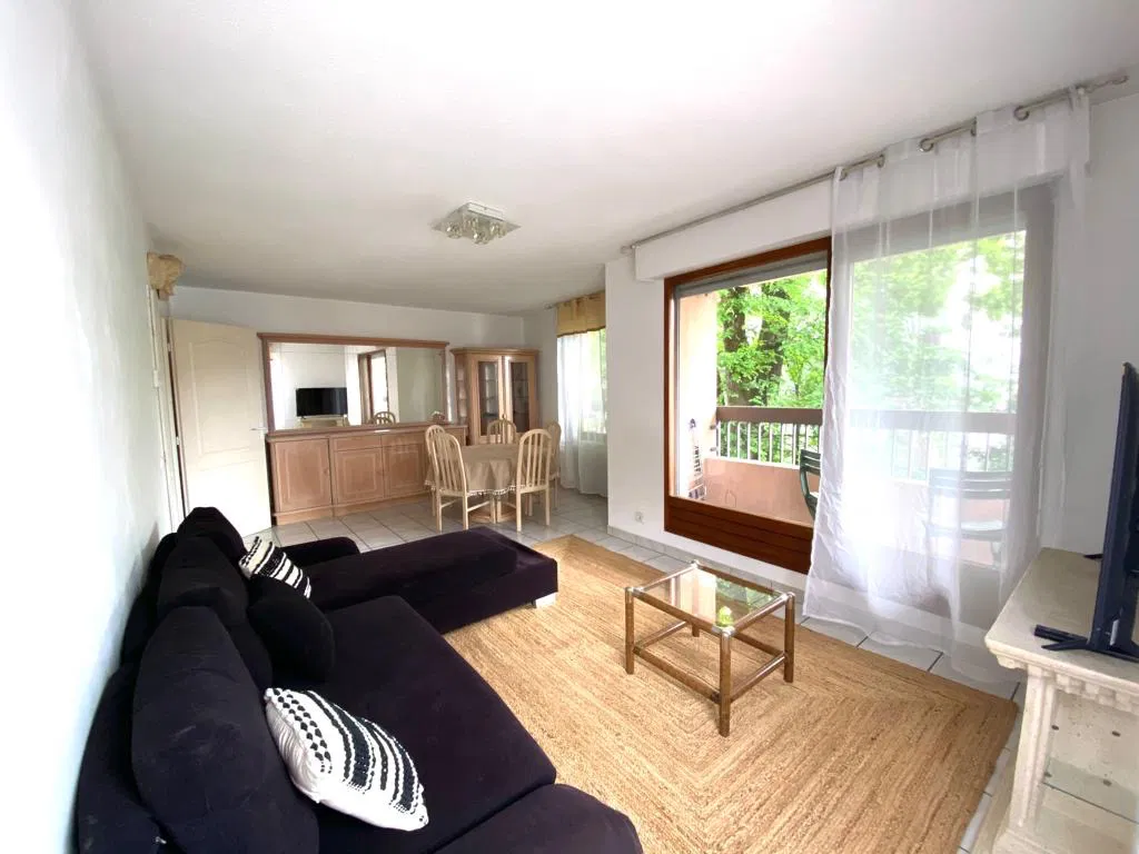 Chambre Quai des Clarisses à Annecy