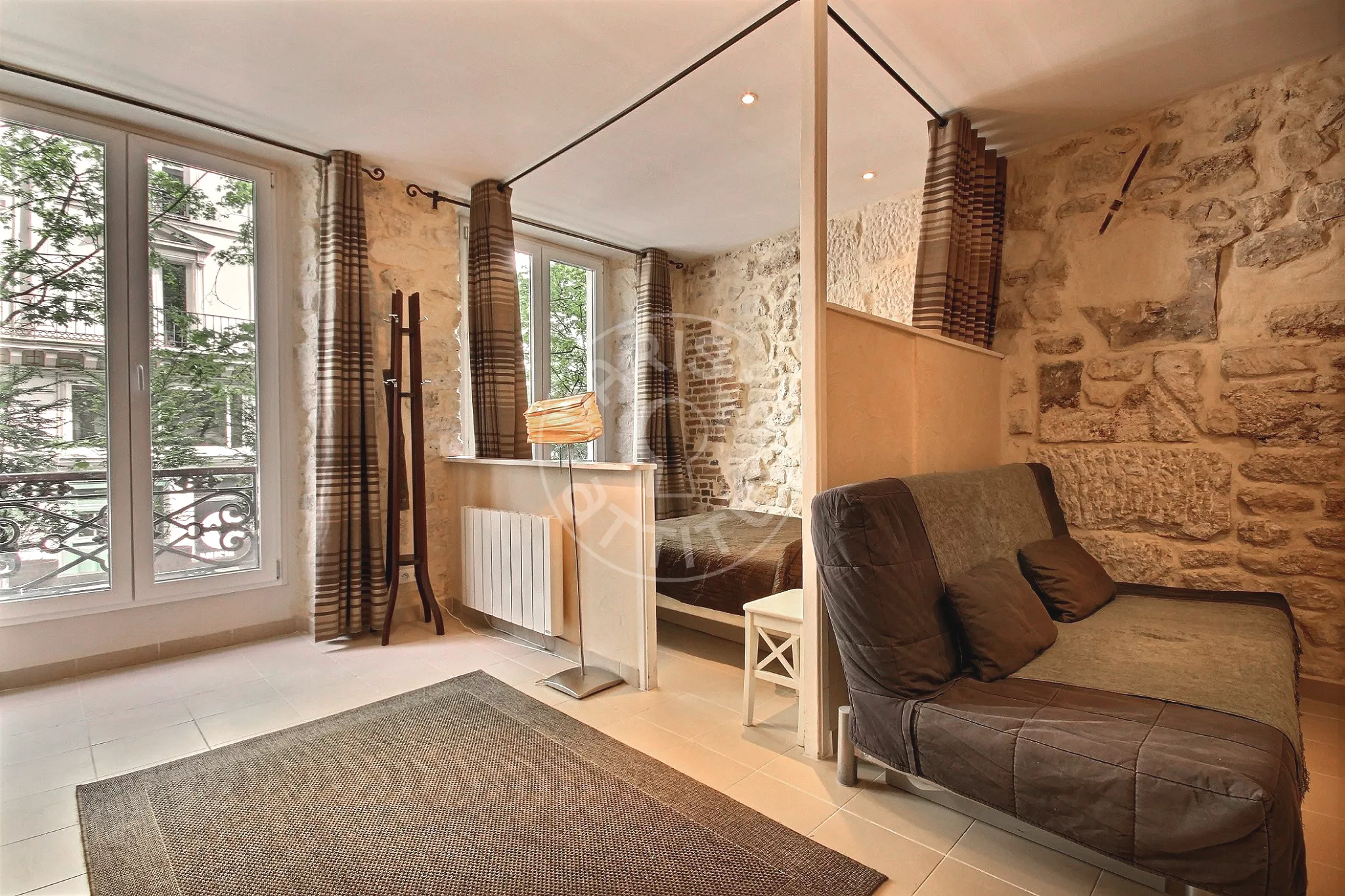Appartement Rue Saint-Denis à Paris