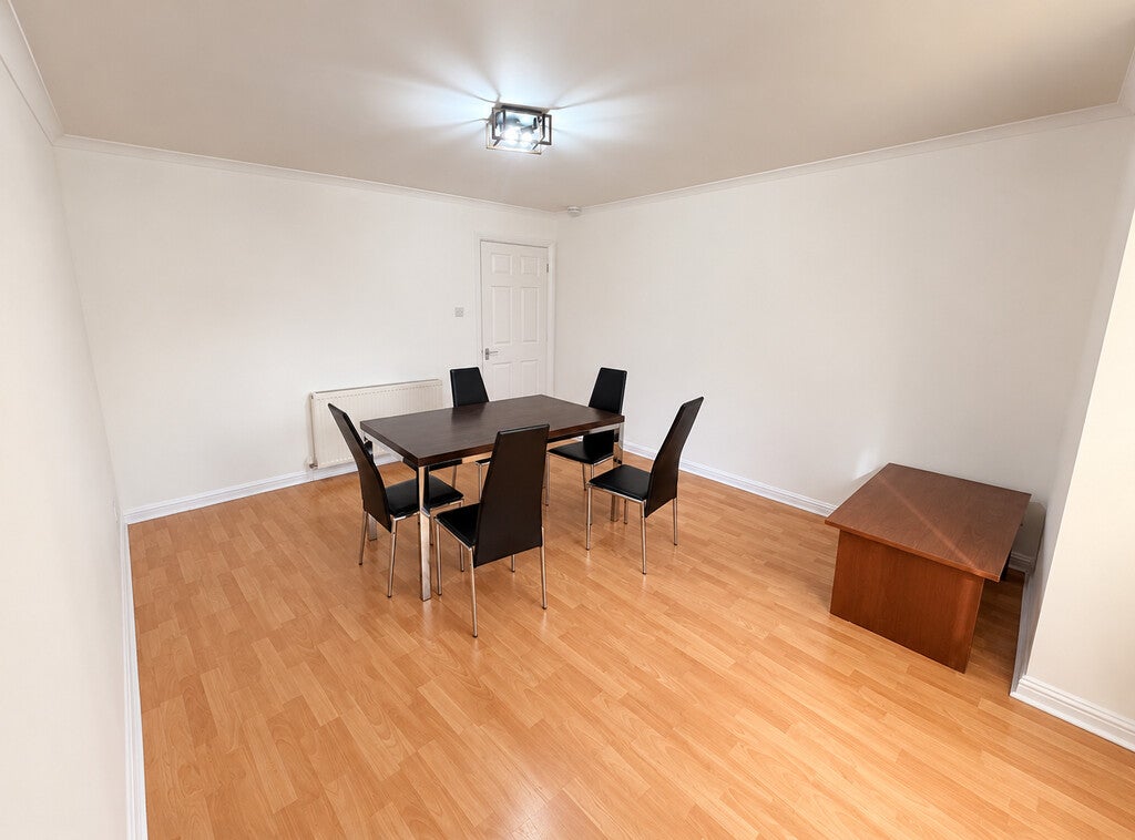 Flat Craighall Road in Glasgow