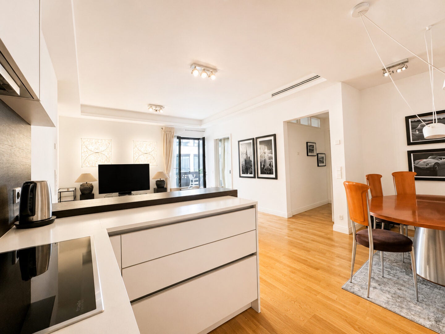 Wohnung Glinkastraße in Berlin