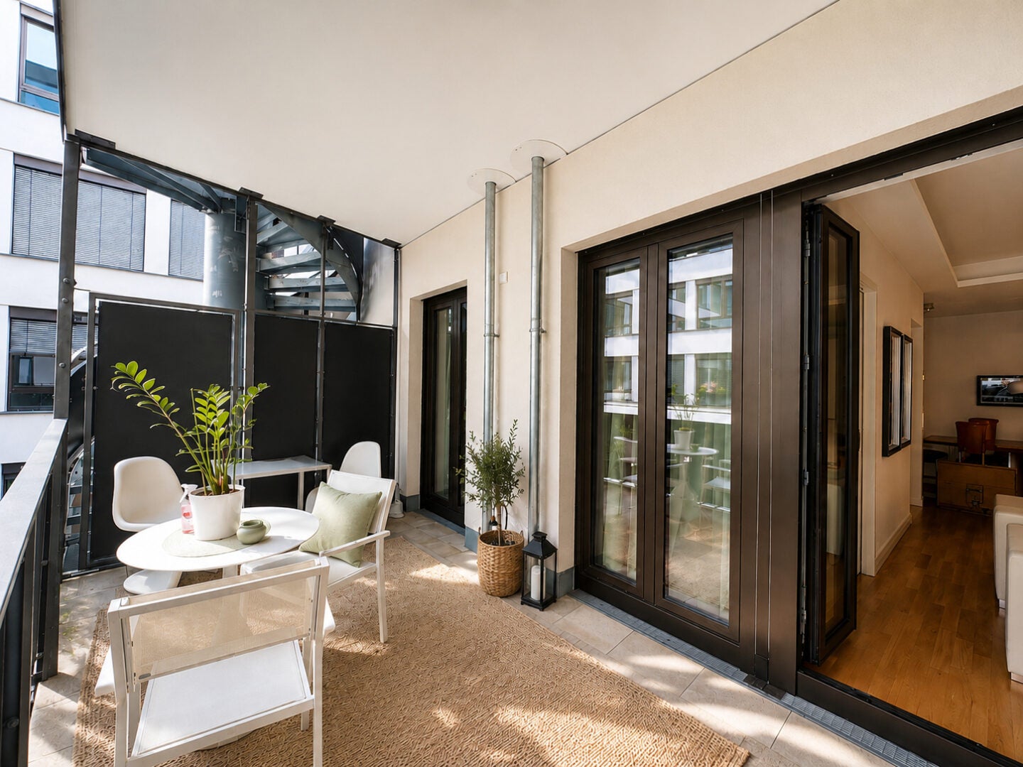 Wohnung Glinkastraße in Berlin