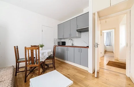 Flat Somerset Road in Greater London