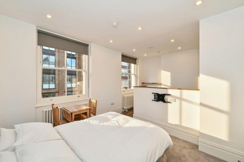 Flat Fulham Road in Greater London