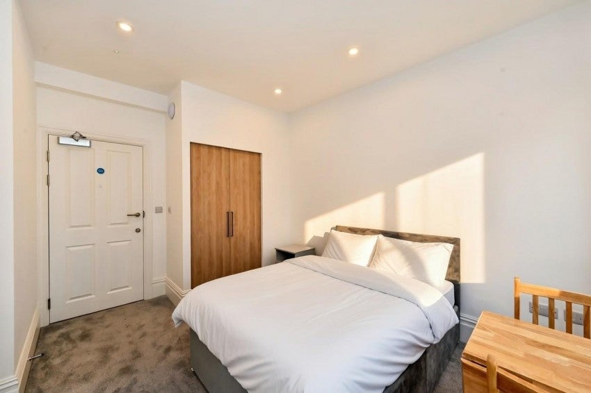 Flat Fulham Road in Greater London