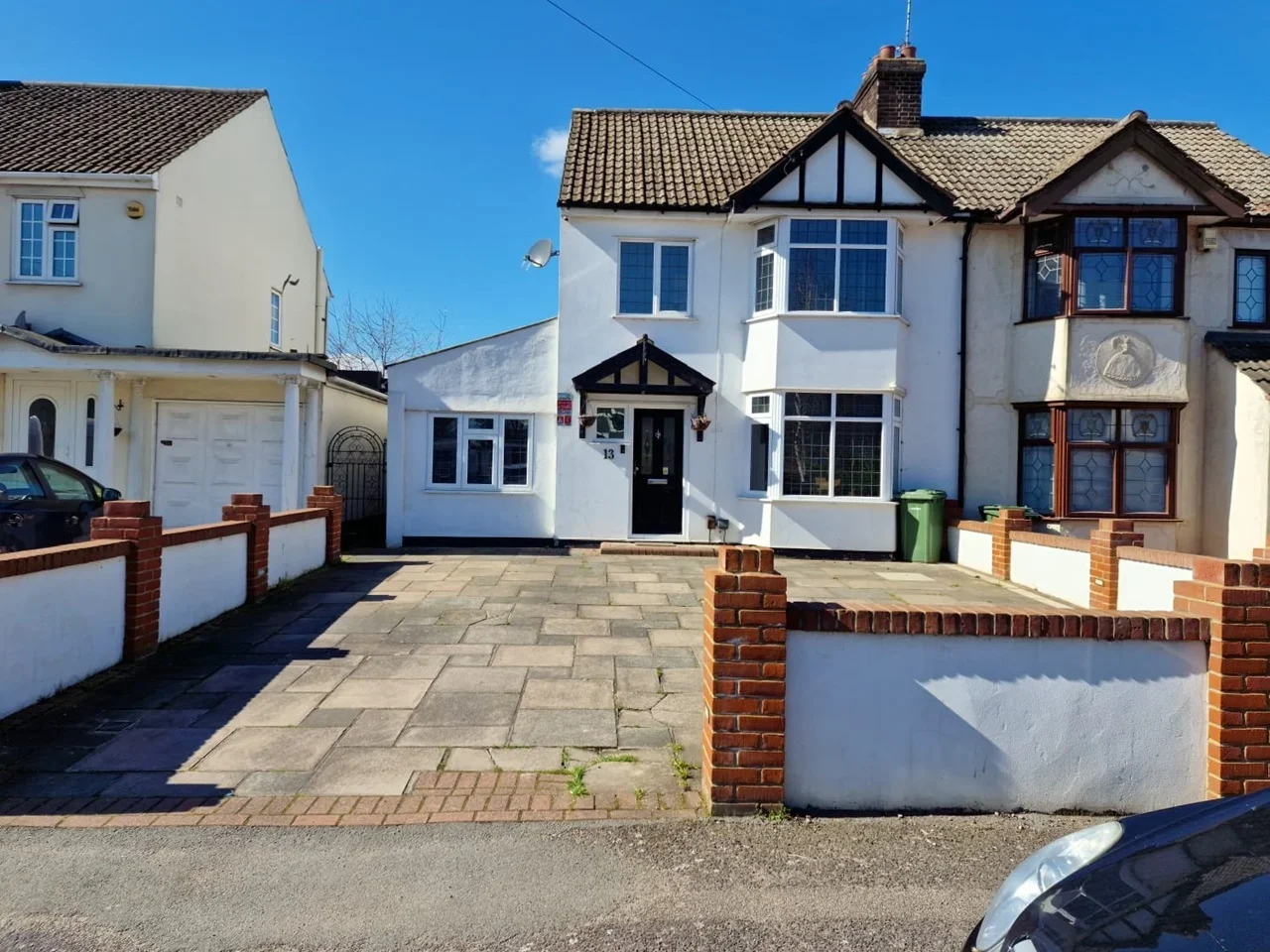 Room Manser Road in Greater London