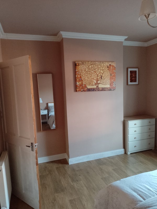 Room Bottomboat Road in Wakefield