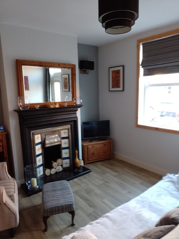Room Bottomboat Road in Wakefield
