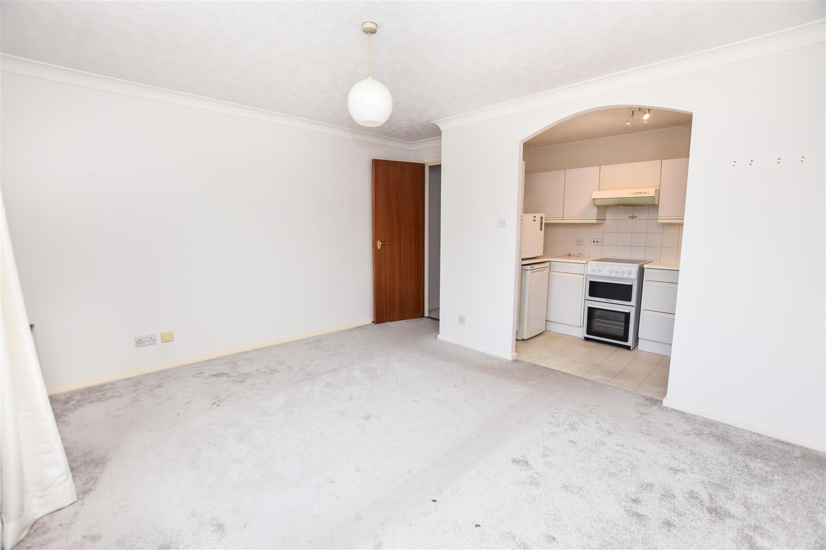 Flat Kipling Drive in Greater London
