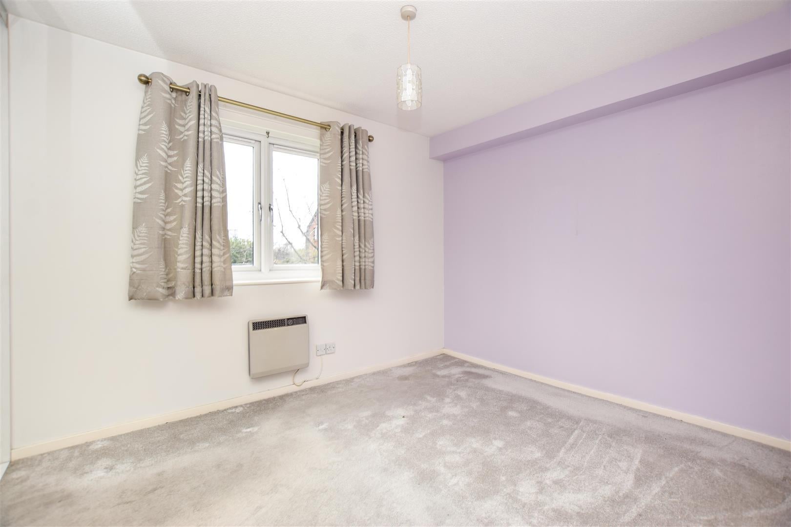 Flat Kipling Drive in Greater London