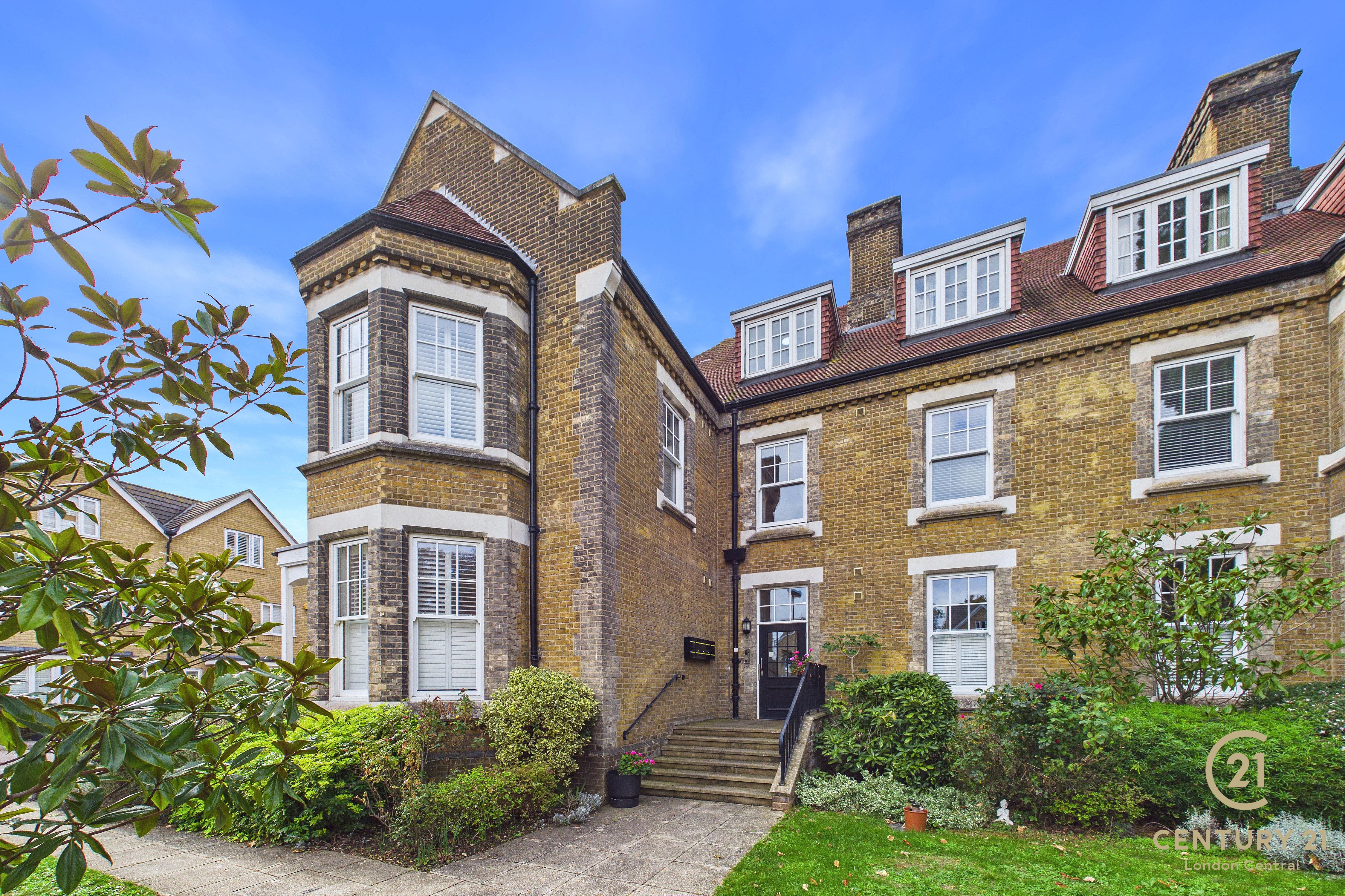 Flat London Road in Dartford