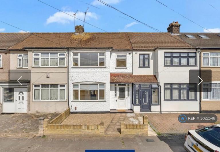 House Brendon Road in Greater London