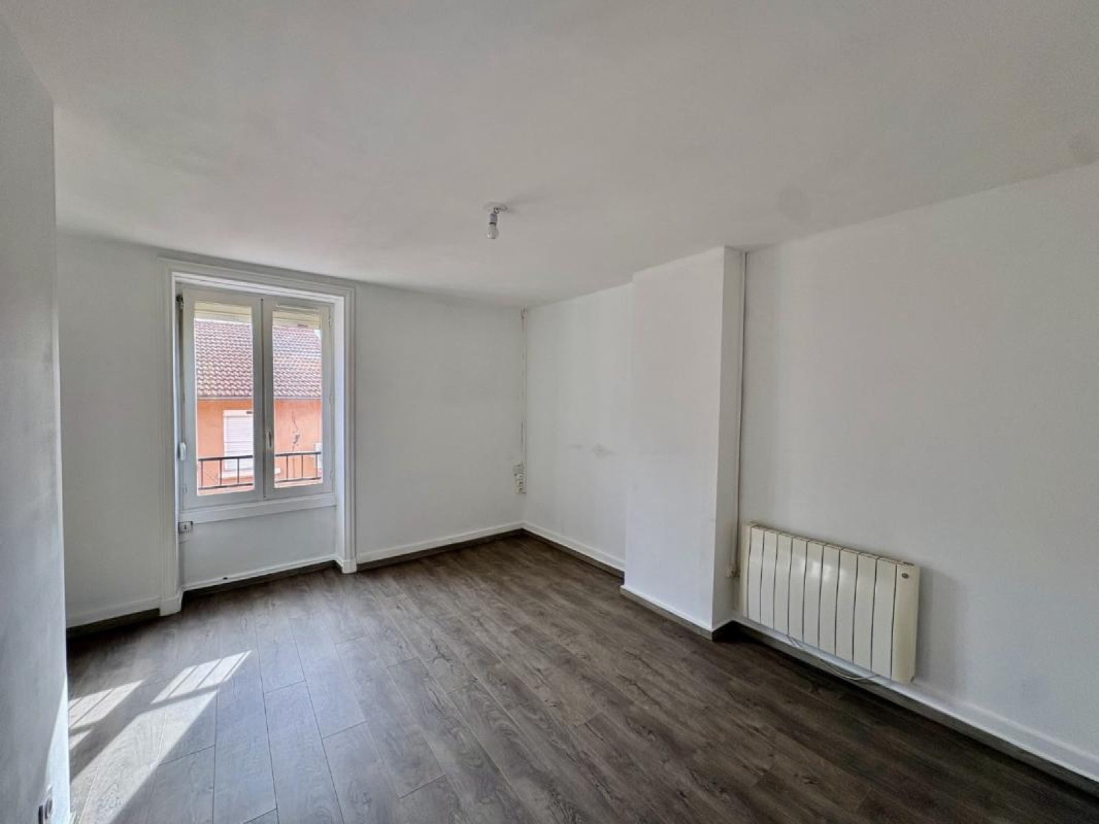 Flat Rue Danielle Casanova in Roanne