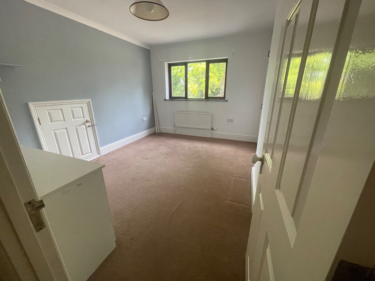 Room Brook Road in Liddington