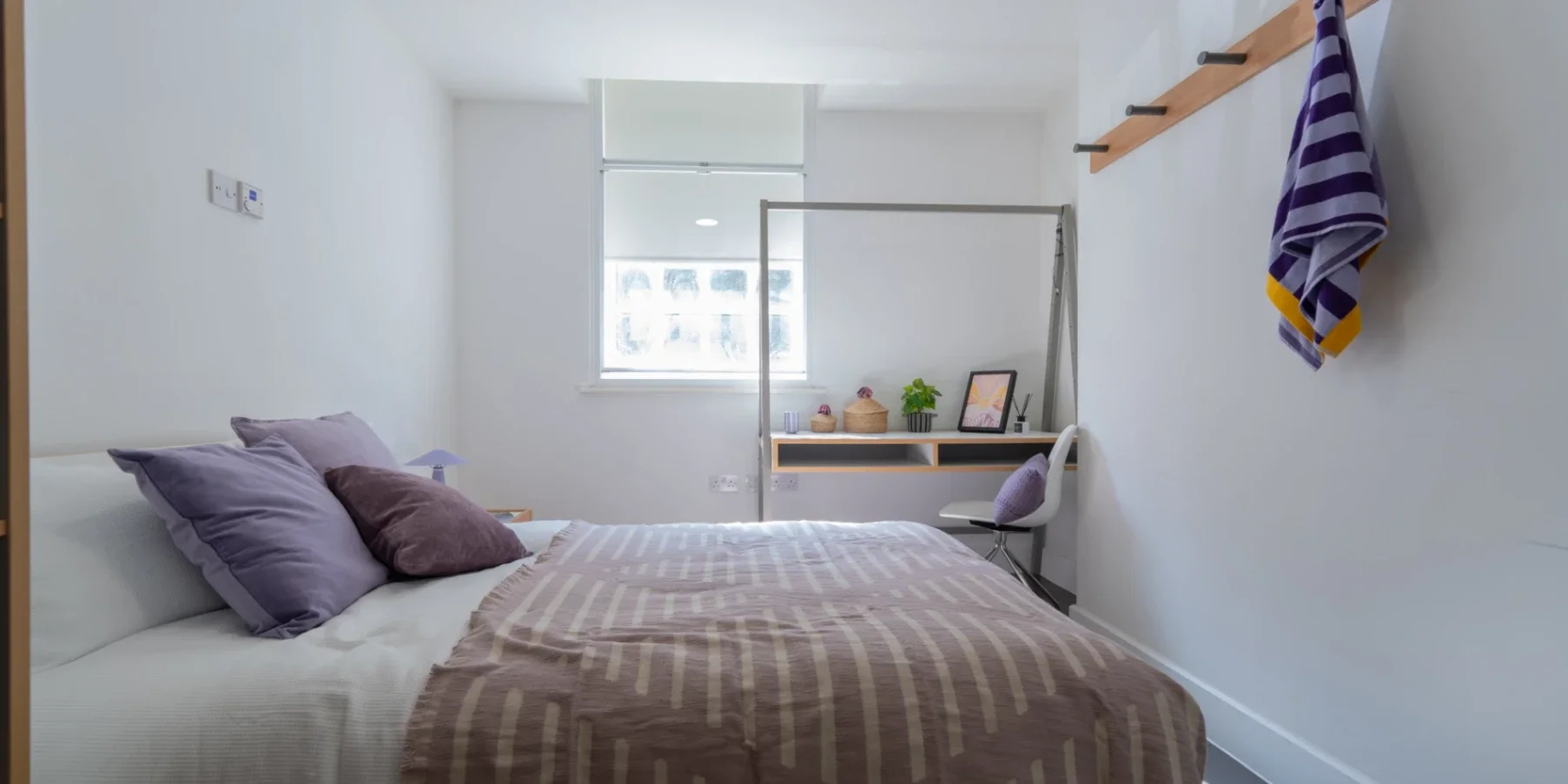 Room Aston Street in Birmingham