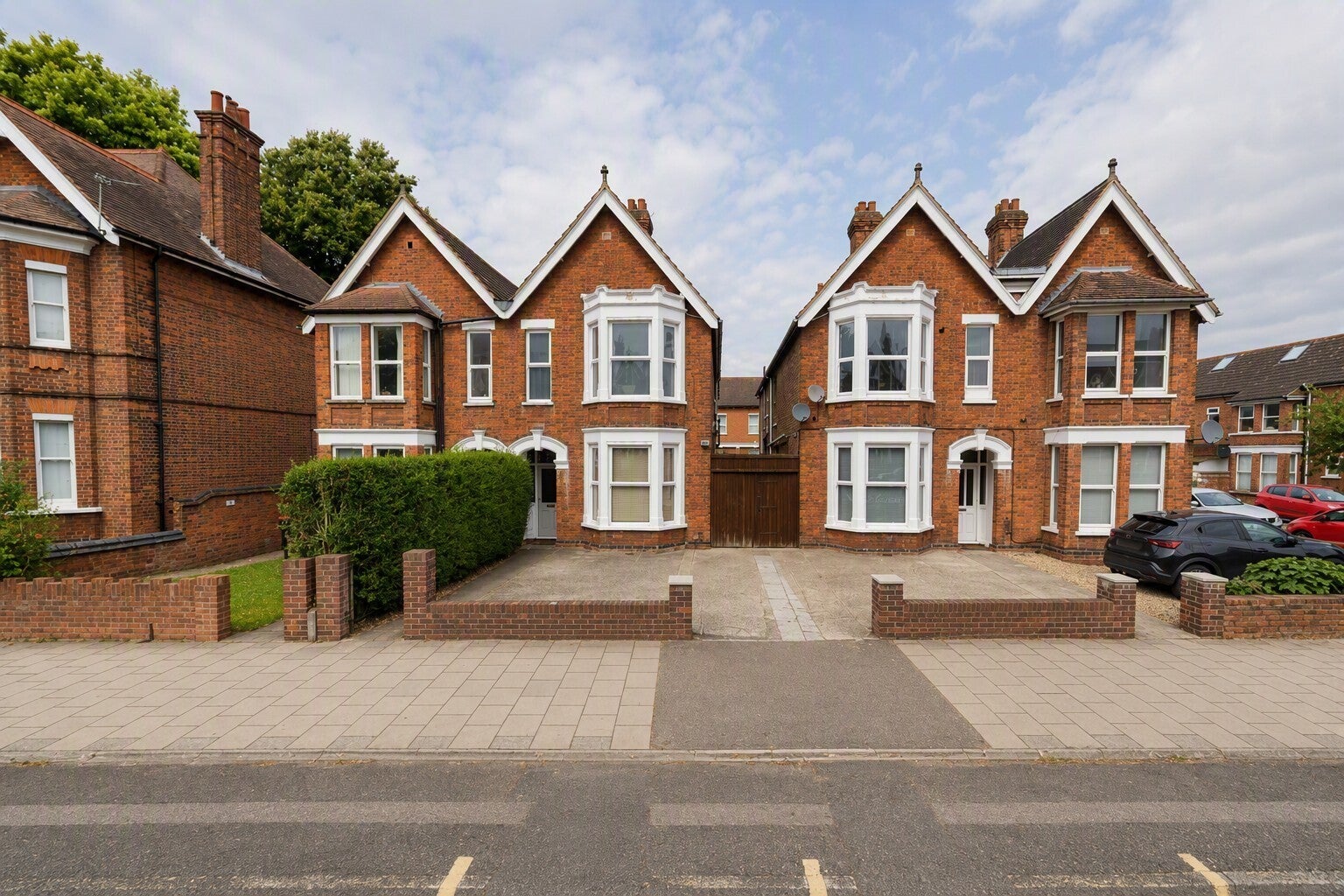 Flat Goldington Road in Bedford