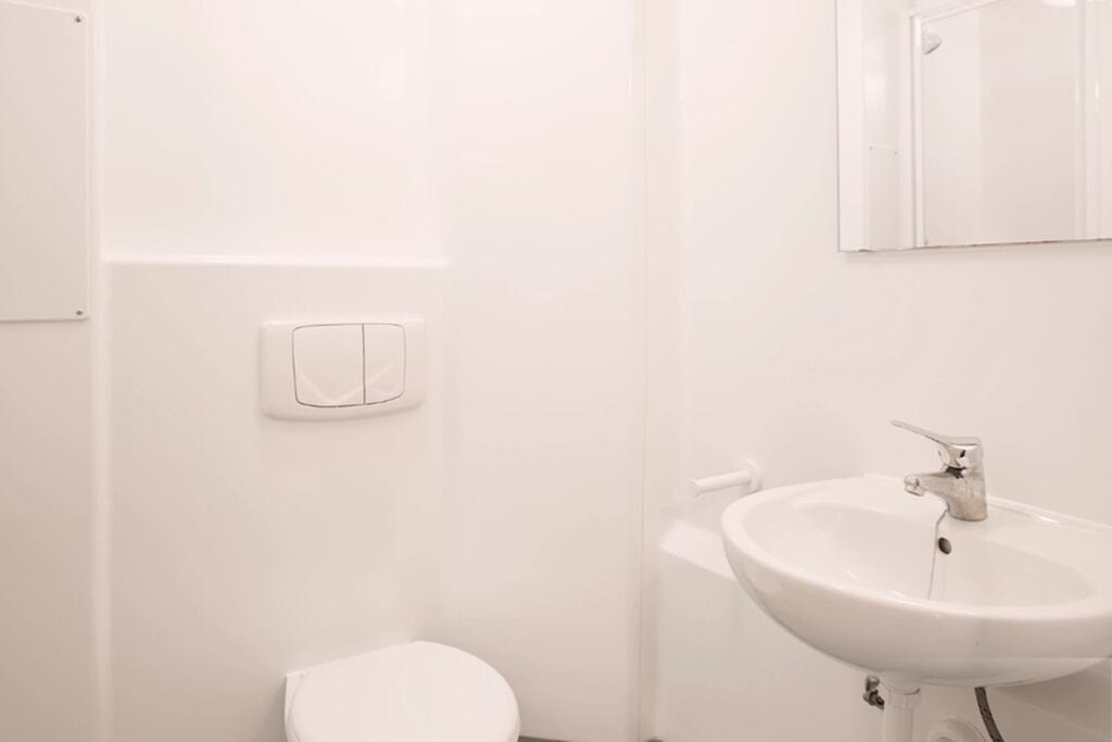 Room Great Suffolk Street in Greater London