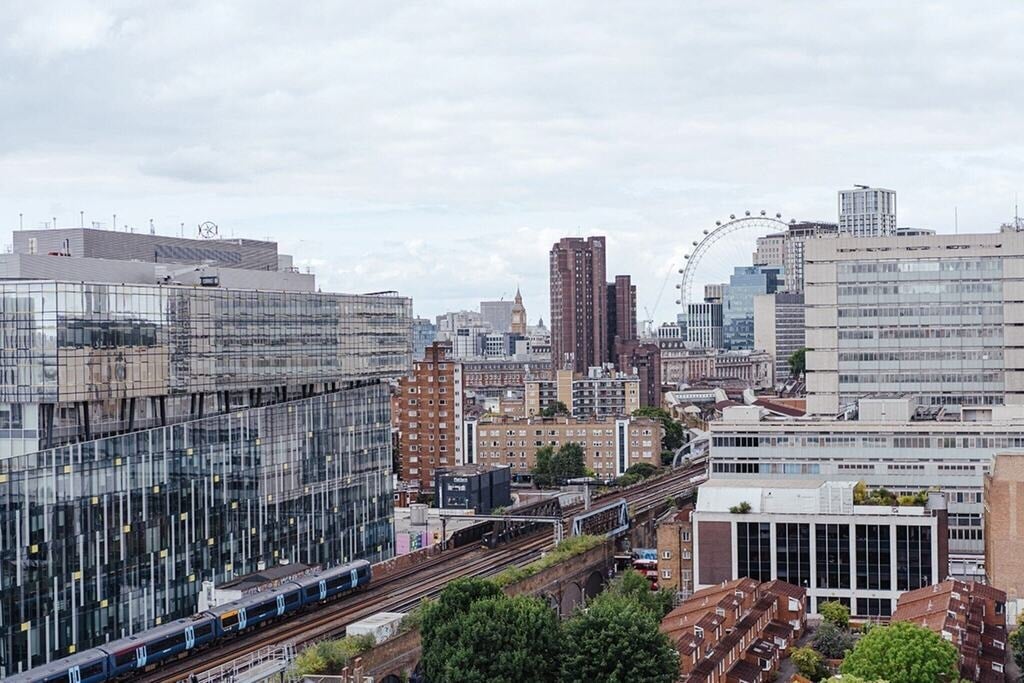 Room Great Suffolk Street in Greater London