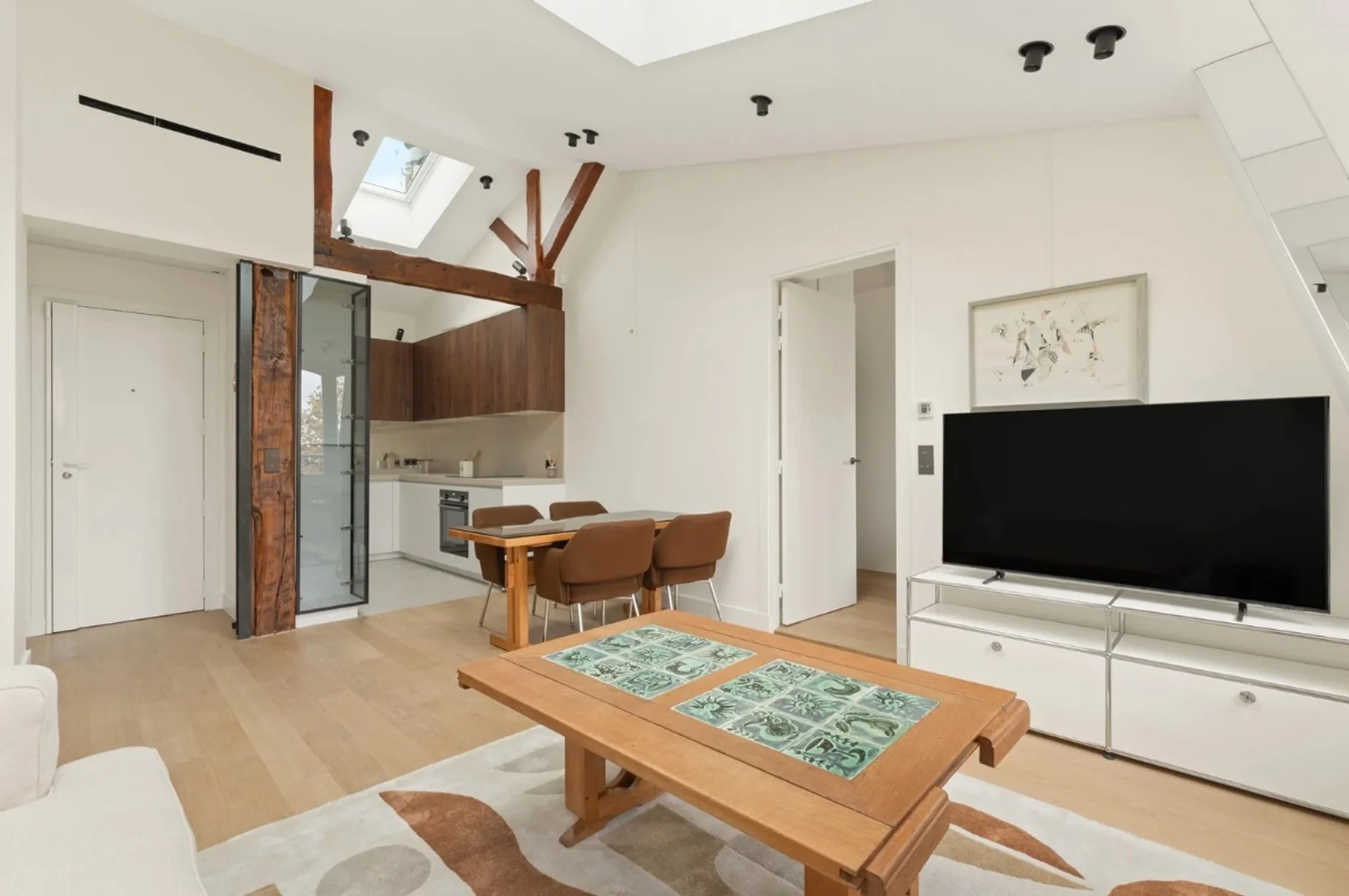 Flat Avenue Achille Peretti in Neuilly-sur-Seine