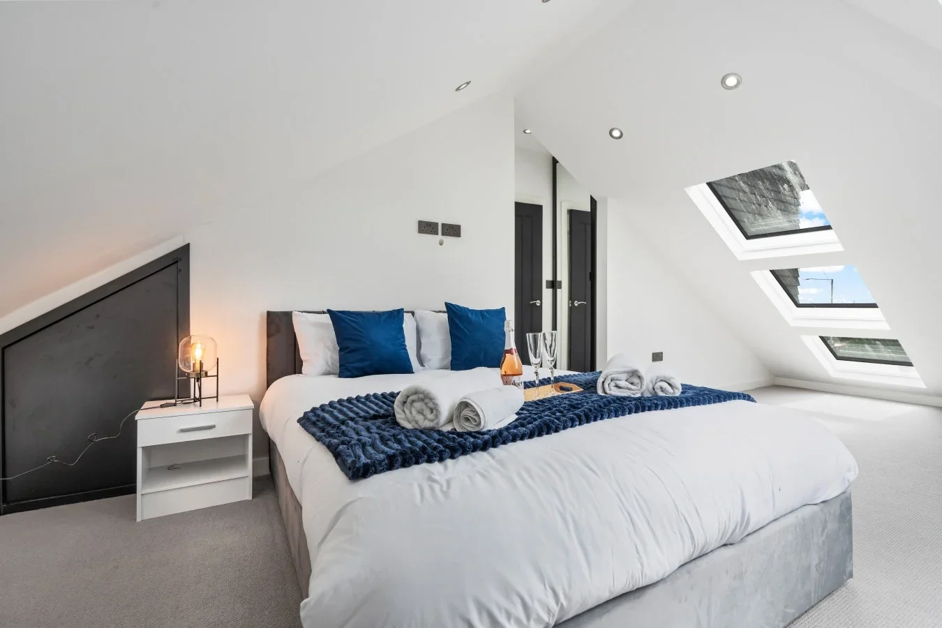 Flat Harefield Road in Greater London
